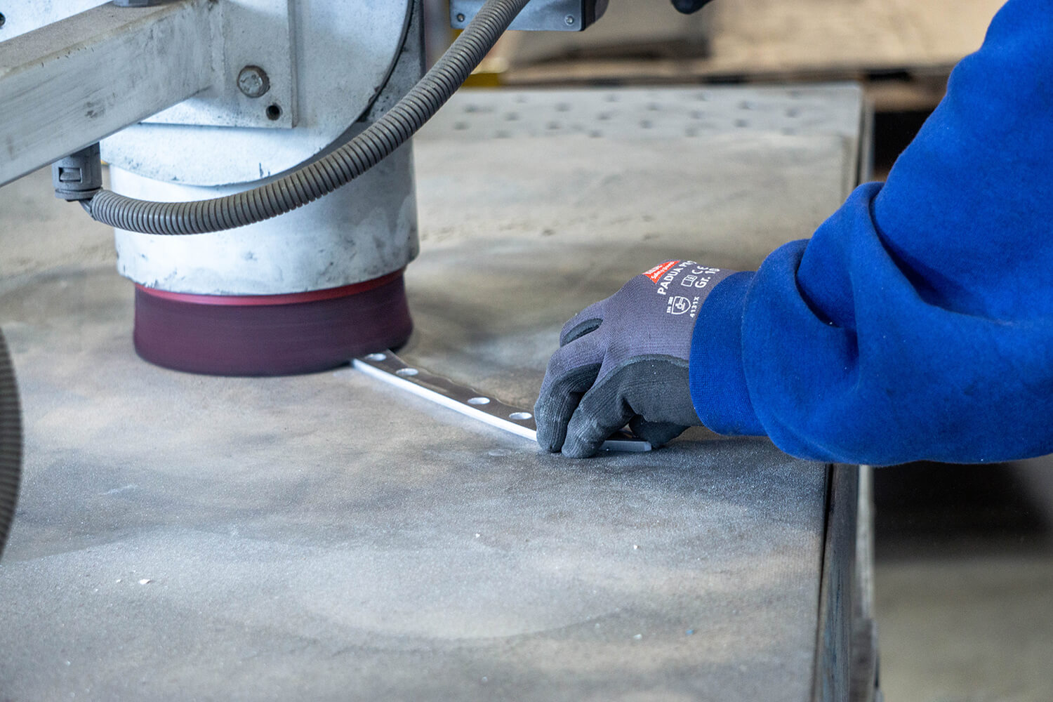 Tätigkeit Fachkraft für Metalltechnik (m/w/d) für Kleinserienbearbeitung